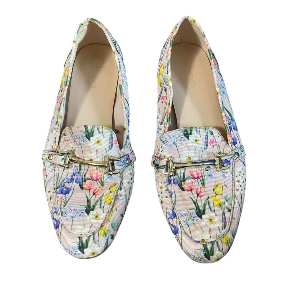 Aldo Beige Floral Loafer US 7
